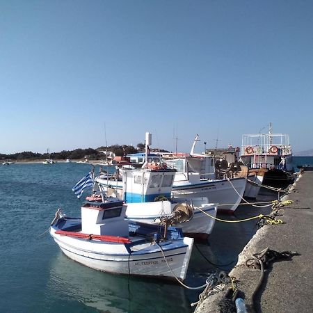 Theofanis Studios Agia Anna  ภายนอก รูปภาพ